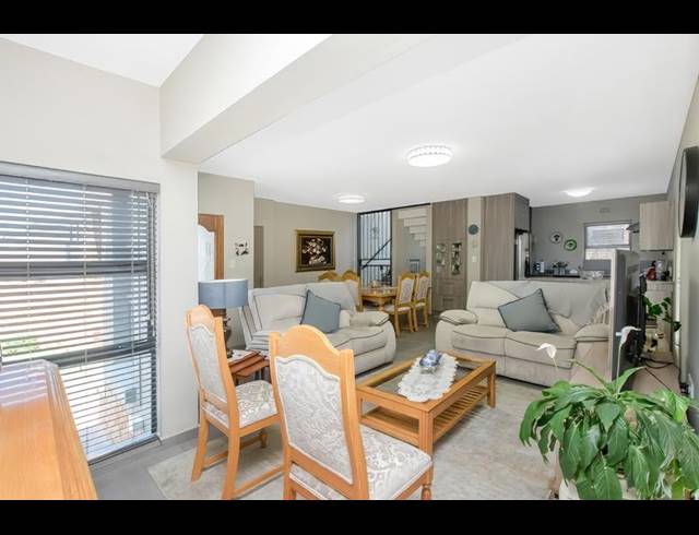 3 BEDROOM HOUSE FOR SALE IN CHANCLIFF